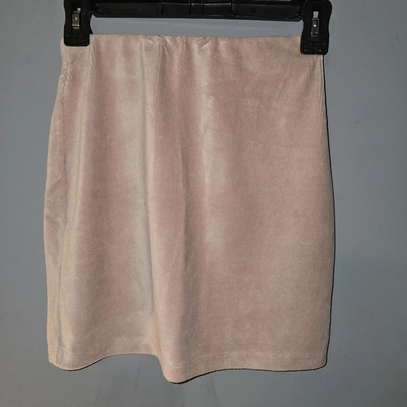 🌻🌻Wild Fable Velour Skirt, Soft Pink, Extra Small - Picture 1 of 5